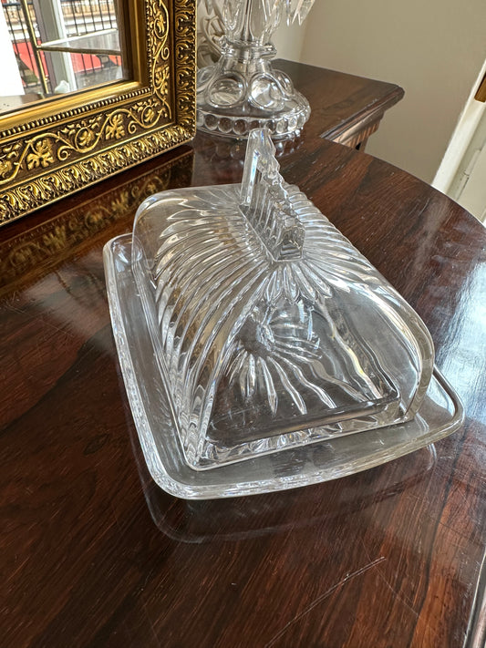 Mantequera de cristal tallado estilo art déco